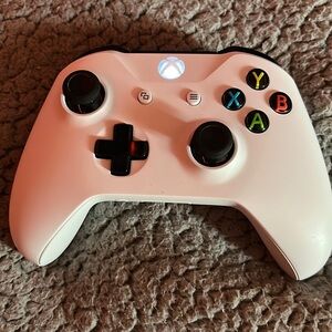White Xbox I Controller